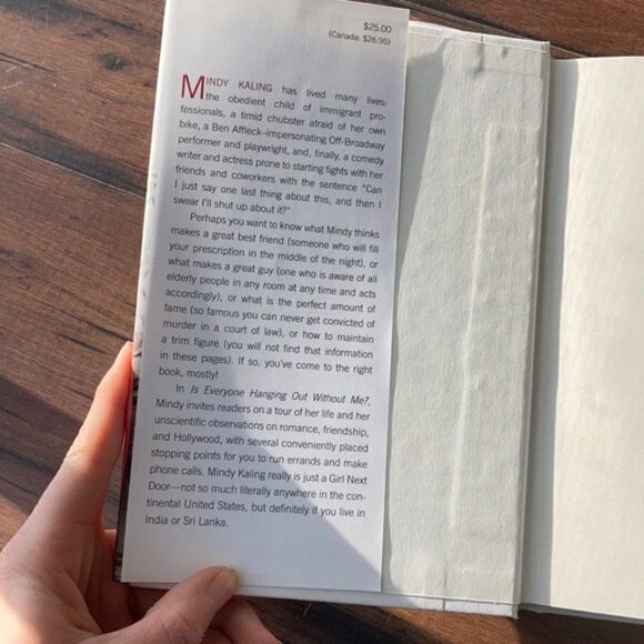 NEW Mindy Kaling I Is Everyone Hanging Out Without Me? I Novel Book I Good Reads - Picture 2 of 3